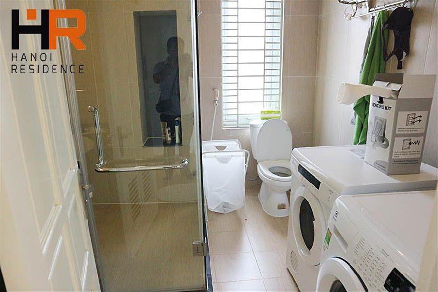 apartment for rent in hanoi 18 bathroom 2 result 71150