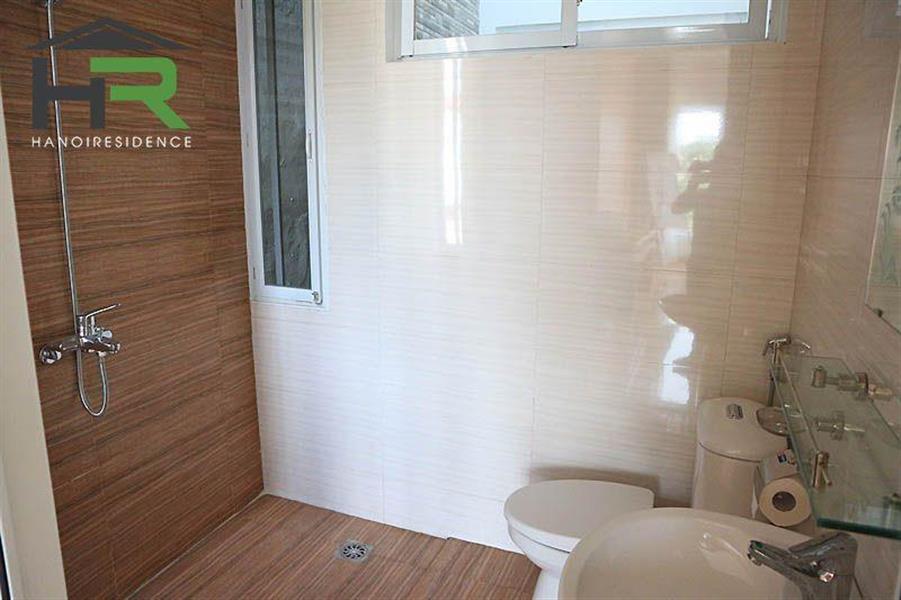 house for rent in hanoi 15 bathroom 1 result 1477638264 77426