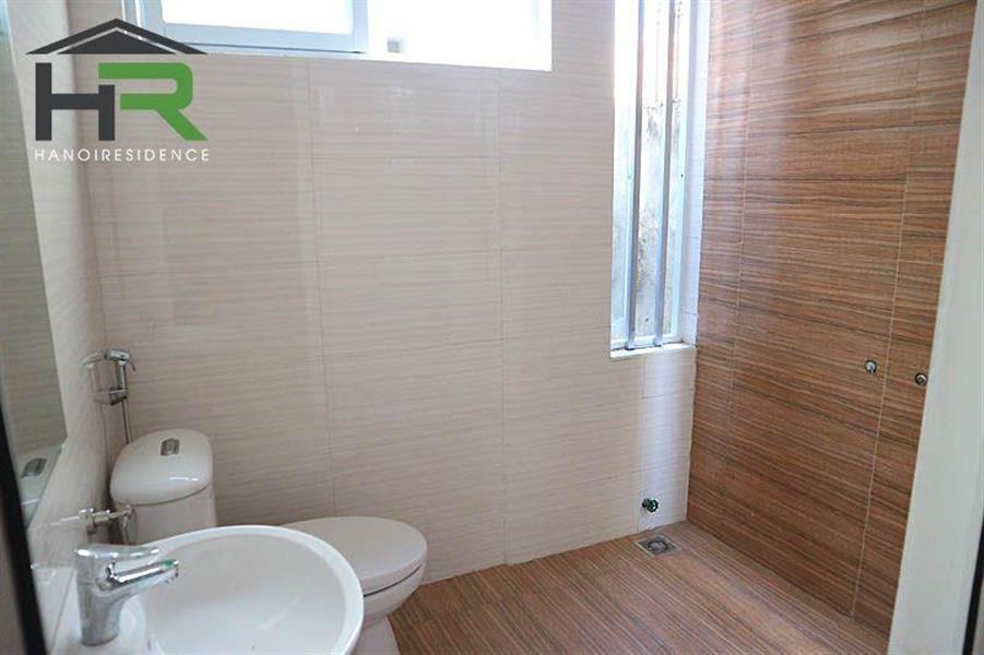 house for rent in hanoi 23 bathroom 3 result 1477638280 60136